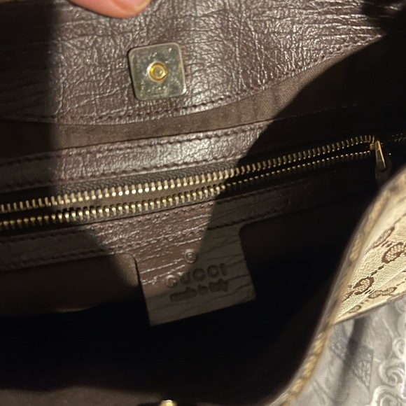 Authentic Gucci Hobo bag! Preloved in great condition. - Picture 8 of 13